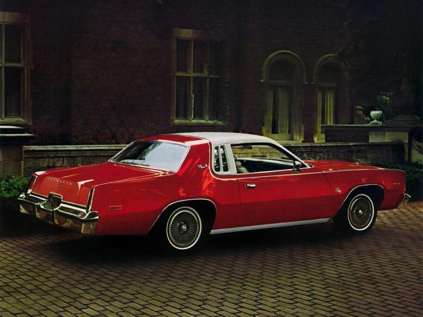 Plymouth Fury 1976