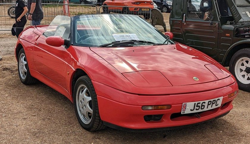 Lotus elan m100