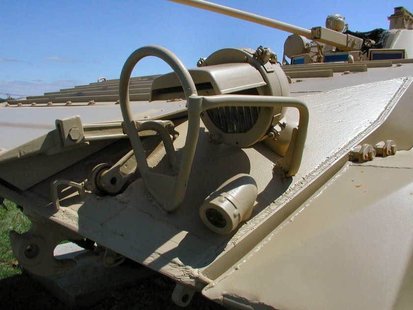 Лебёдка БМП-2