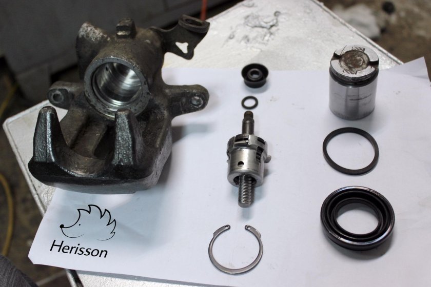 Астра h поршень заднего суппорта