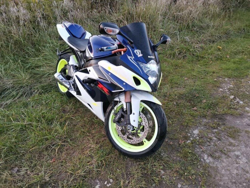 Мотоцикл Сузуки GSXR 1000 к5