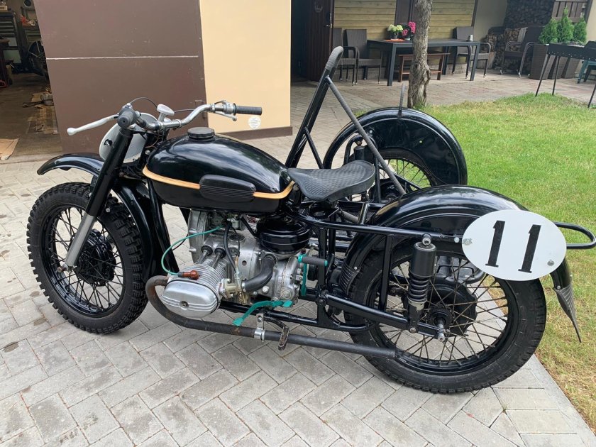 Мотоцикл Урал кросс