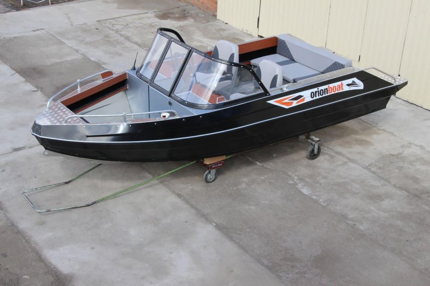 Лодка Орионбот 46д