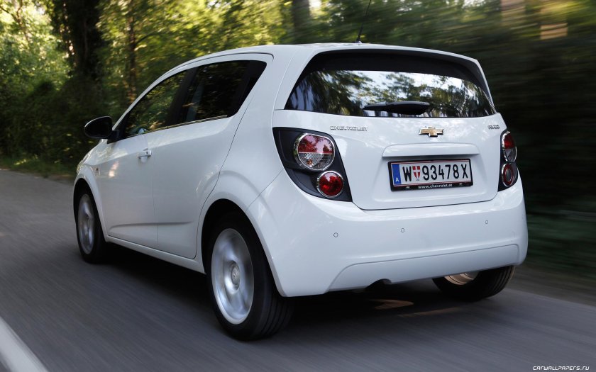 Шевроле Авео т300 хэтчбек