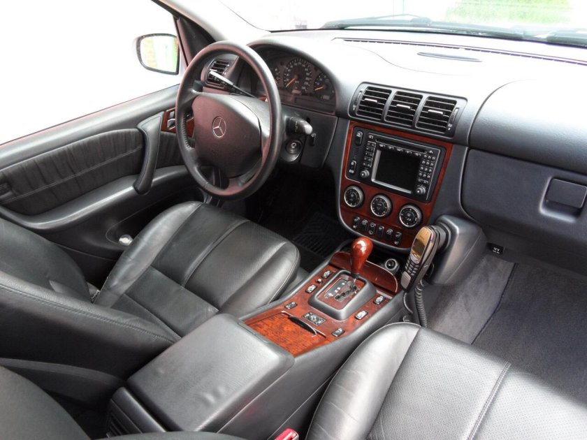 Mercedes-Benz w163 салон