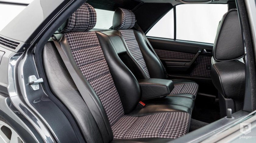 Mercedes Benz w201 Interior