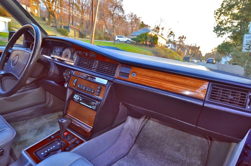 Мерседес 190 w201 салон