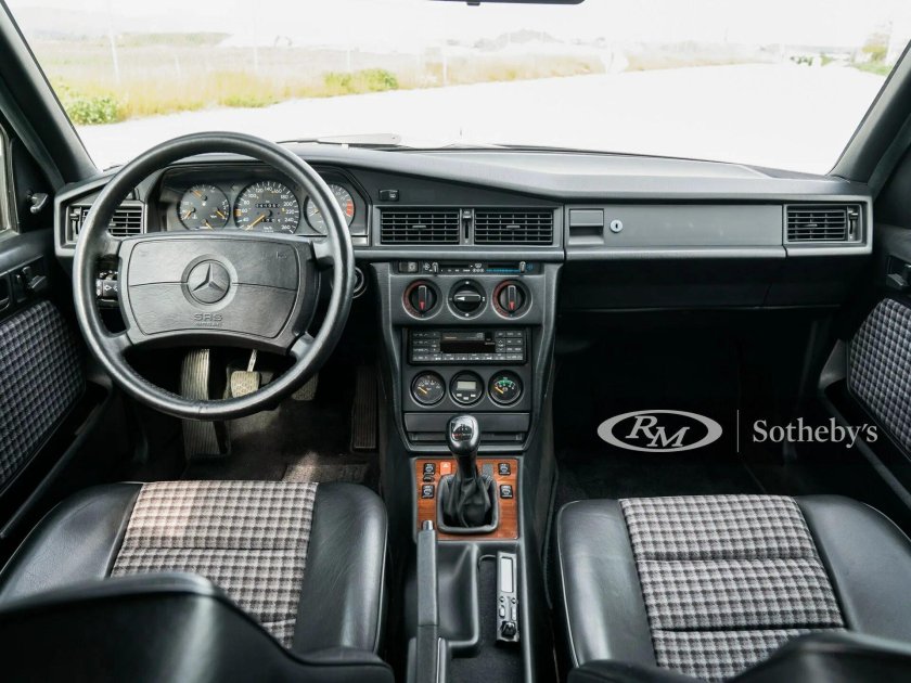 Mercedes-Benz 190e 2.5-16 Evolution II