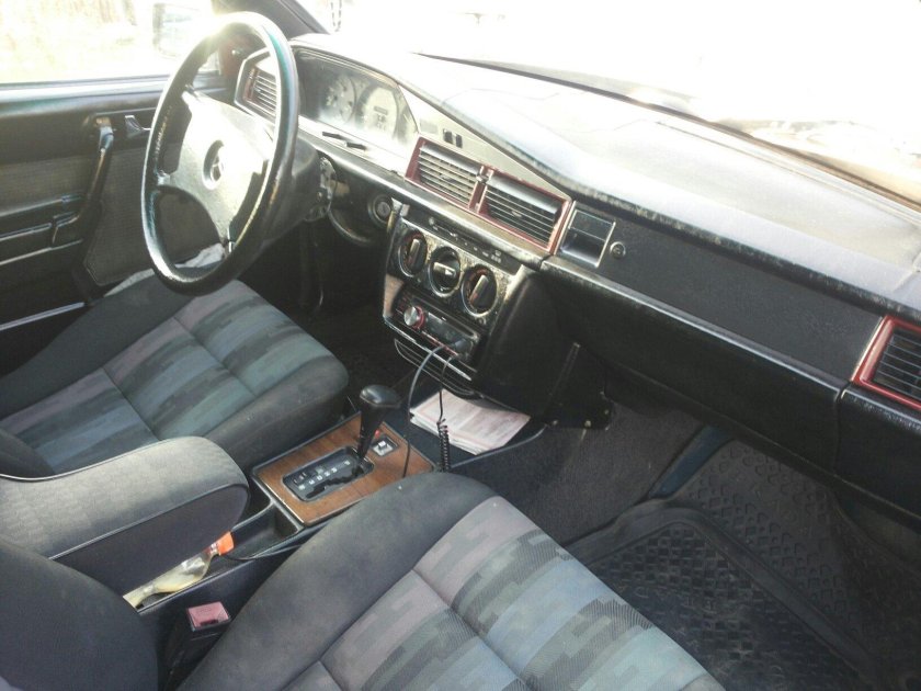 Мерседес w190 салон