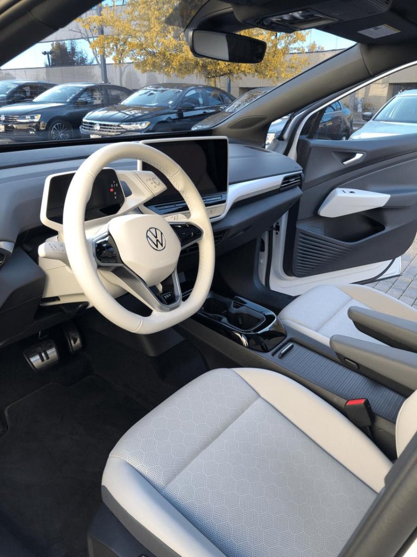 Volkswagen ID.4 салон