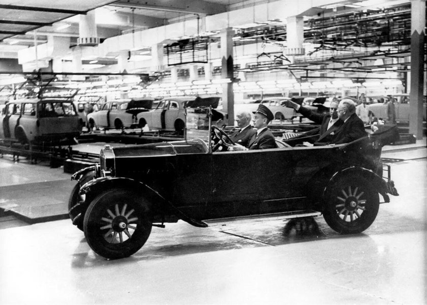 Вольво 1927 первый автомобиль