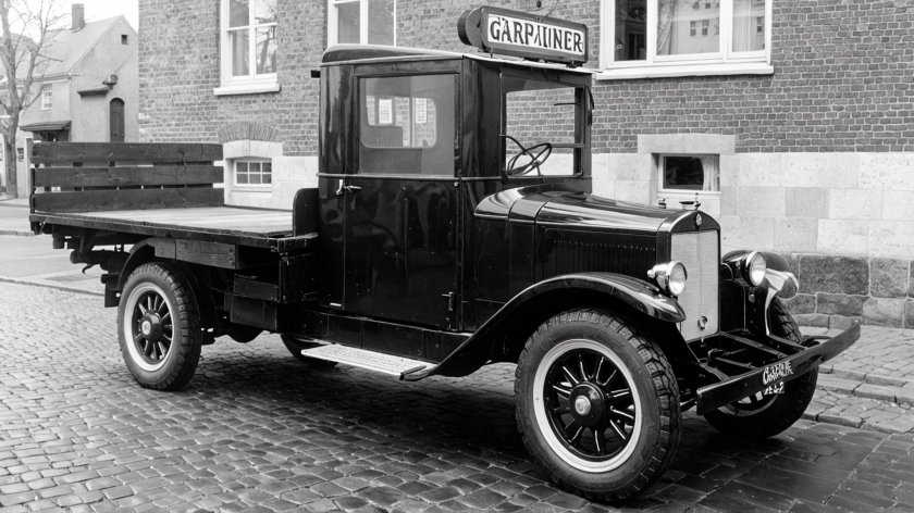 Первый грузовик Вольво