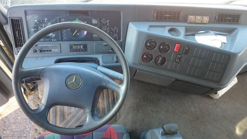 Mercedes 1840 Actros салон