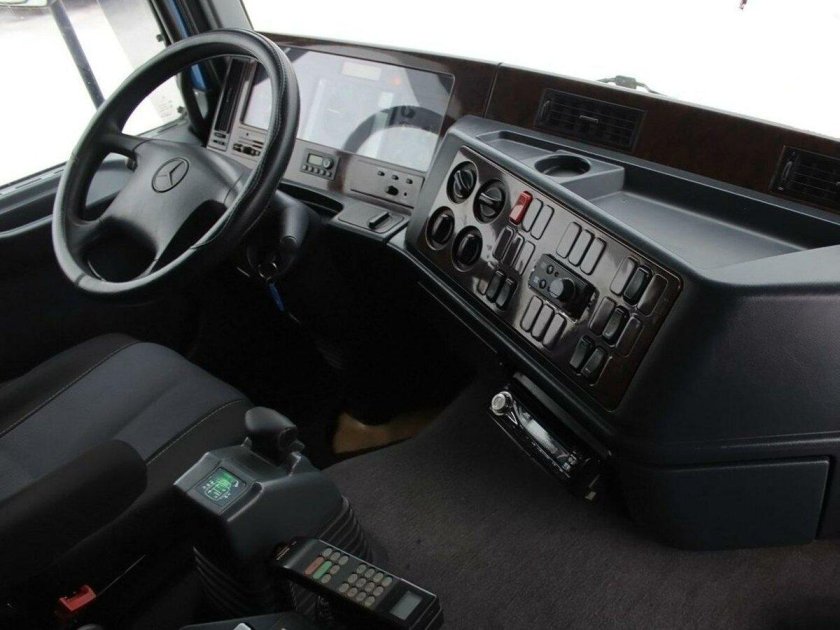 Мерседес Бенц Актрос 1840