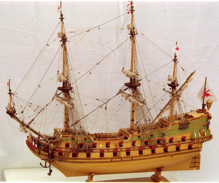 Фрегат Фридрих Вильгельм цу Пферде