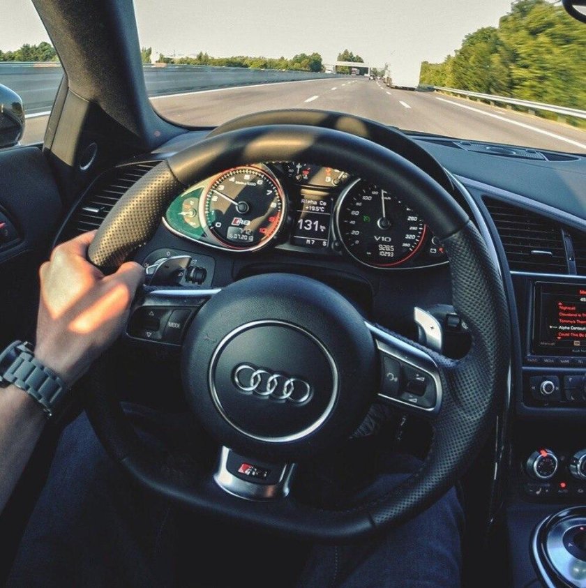 Руль Ауди r8