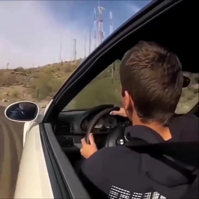 Парень на бэхе