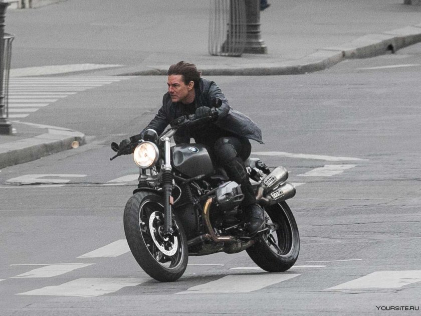 Том Круз на мотоцикле миссия невыполнима 2