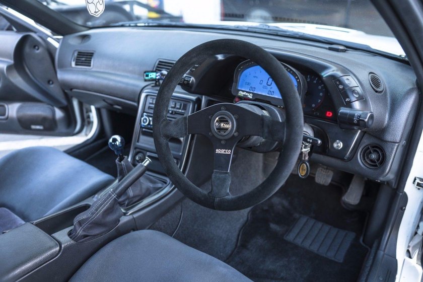 Nissan Skyline r32 салон