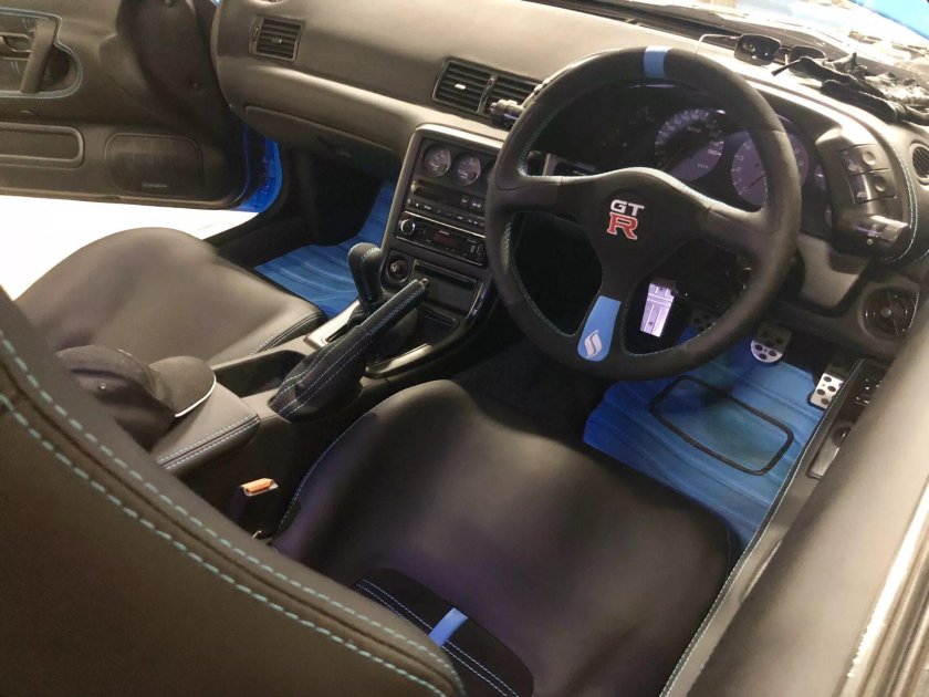 Nissan Skyline GTR 32 салон