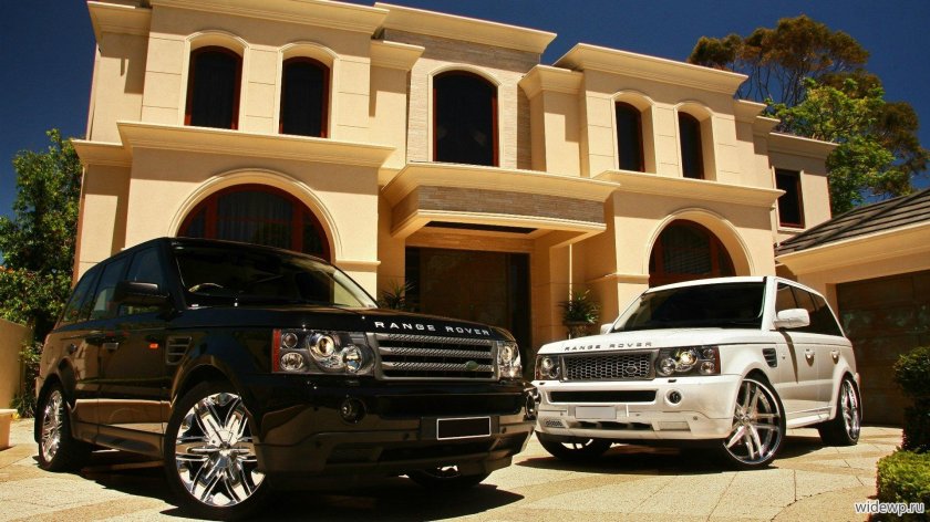 Рендж Ровер и дом