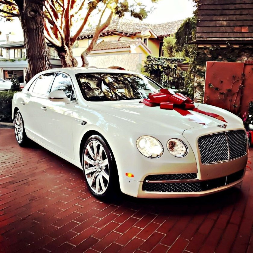 Машина Бентли