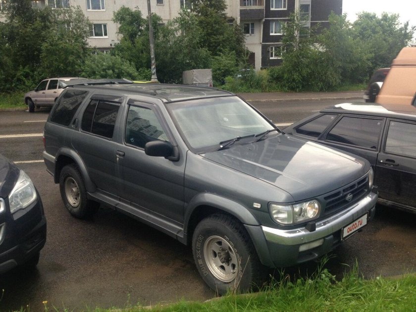 Nissan Terrano 1996 r50