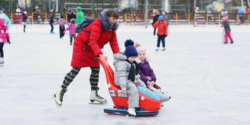 Парк красная Пресня каток