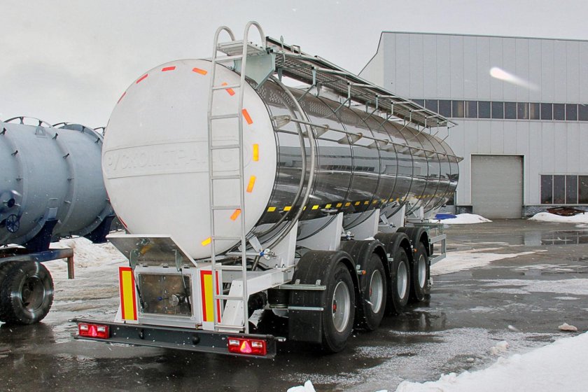 КАС-32 автоцистерна