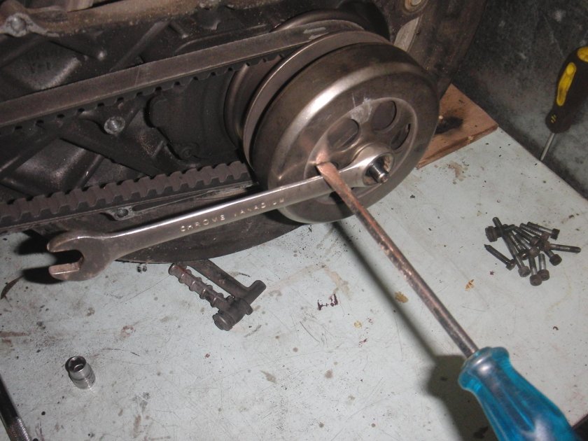 Съемник вариатора скутера 139qmb