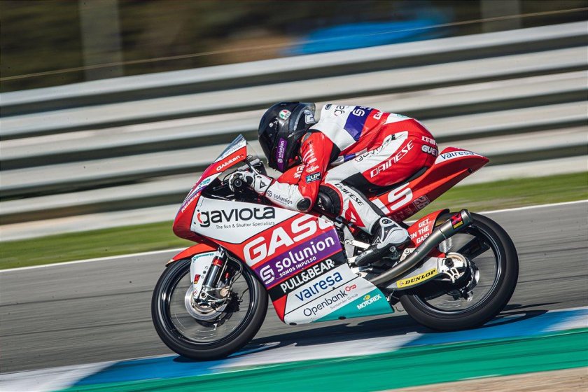 Кольцевой мотоцикл фото