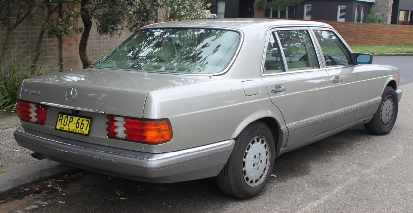 Мерседес дипломат w126