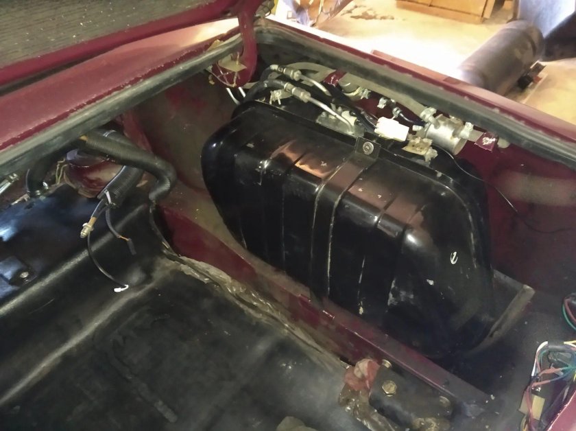 Бак ВАЗ 2107 инжектор