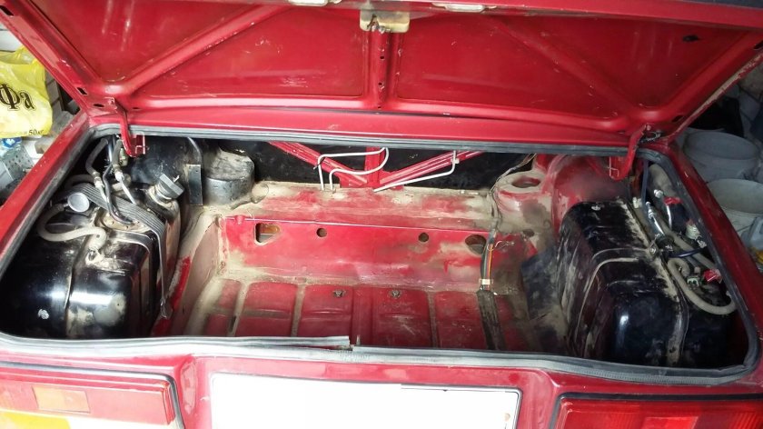 Доп бак на ВАЗ 2106