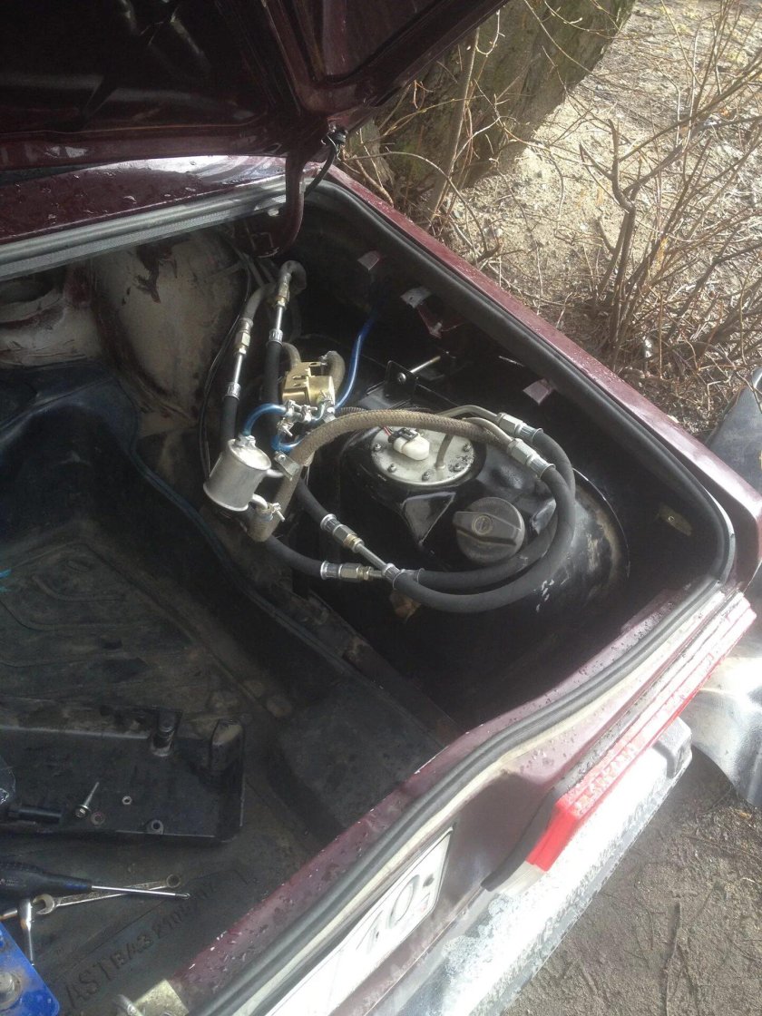 Бак ВАЗ 2105 инжекторный