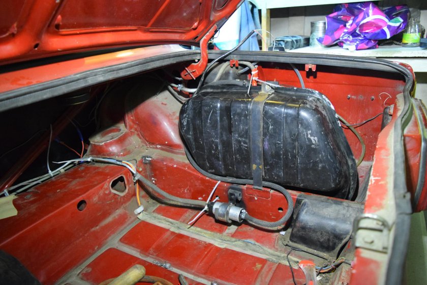 Бак ВАЗ 2105 инжекторный