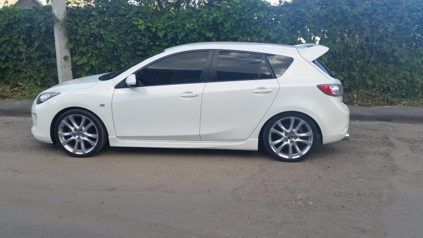 Мазда 3 BL на 17 дисках