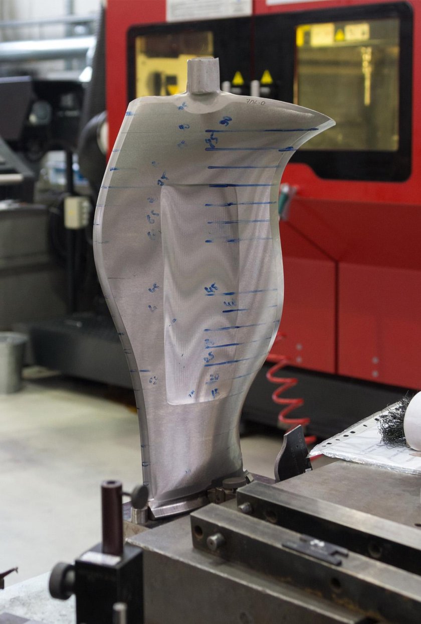 Полировщик лопаток авиационных