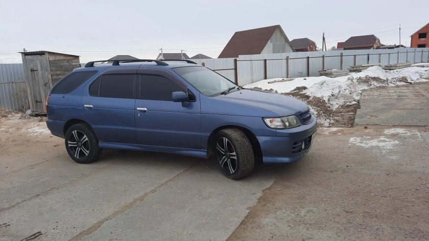 Ниссан Рнесса