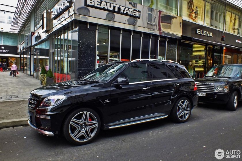 Мерседес мл 6.3 АМГ