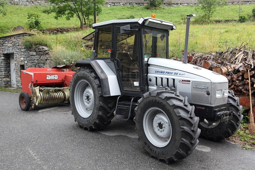 Трактор Ламборджини