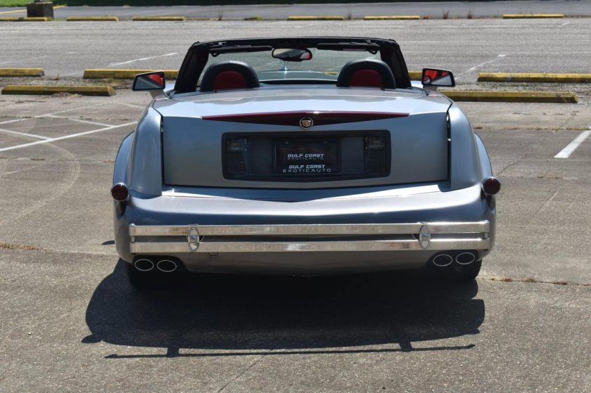 Cadillac XLR