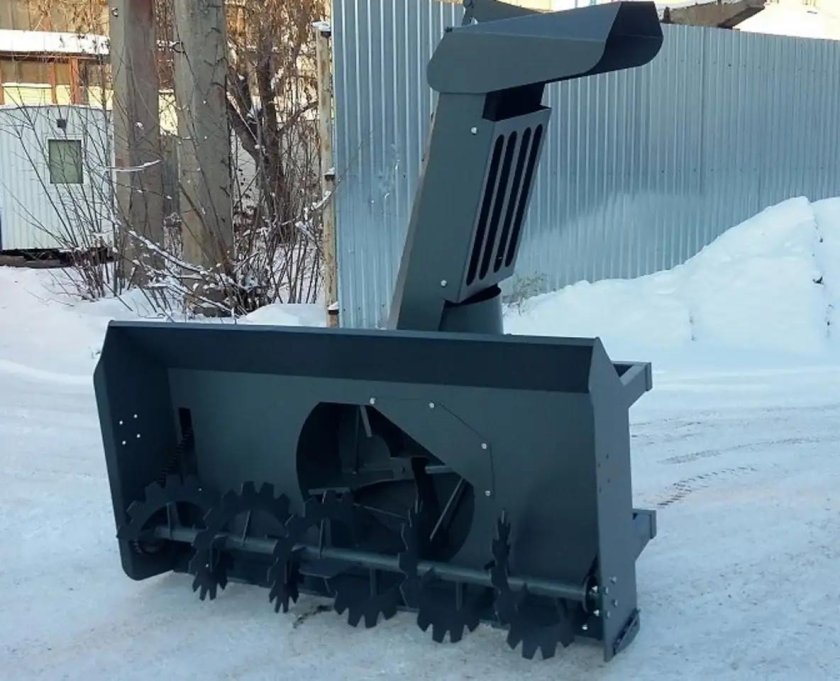 Снегоочиститель на базе танка