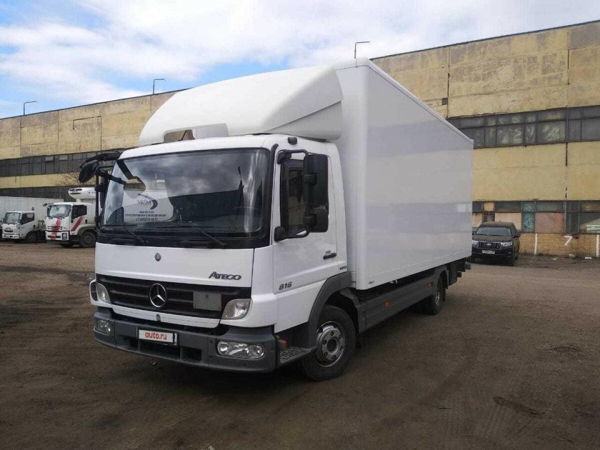 Мерседес Атего 2010 года