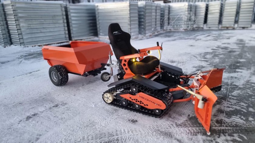 Снегоуборщик с боковым отвалом