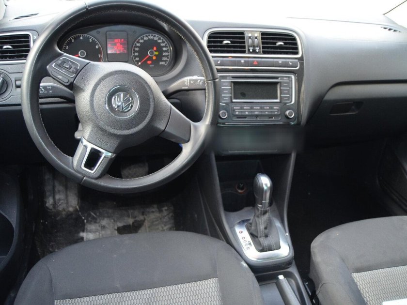 Фольксваген поло 2014г