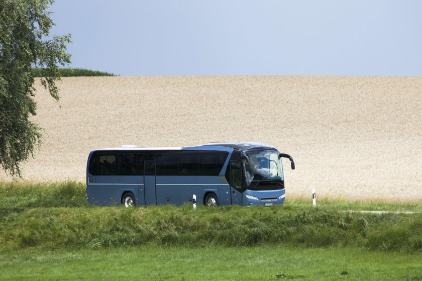 Автобус Неоплан джетлайнер