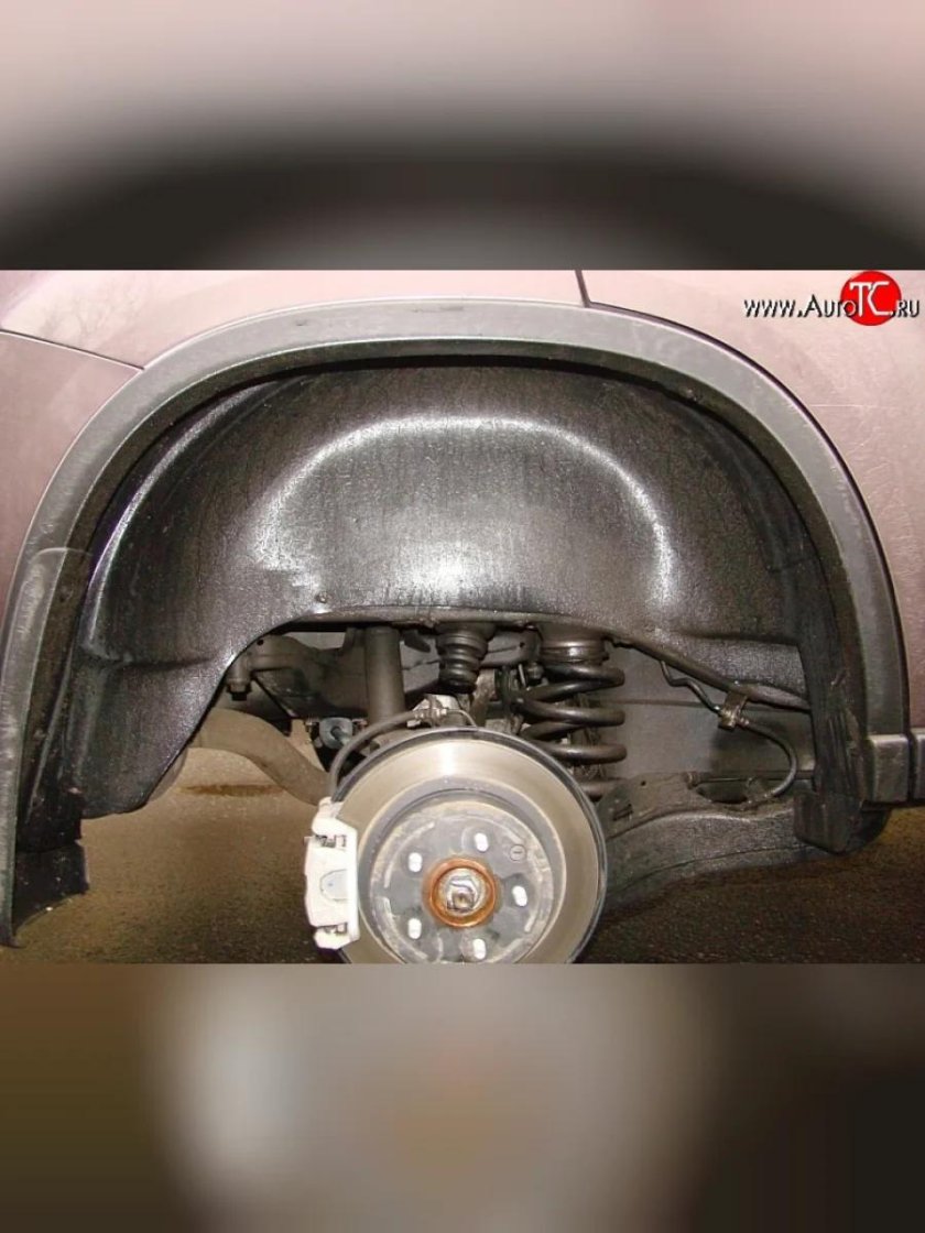 Подкрылок переднего колеса Шевроле Нива 2015