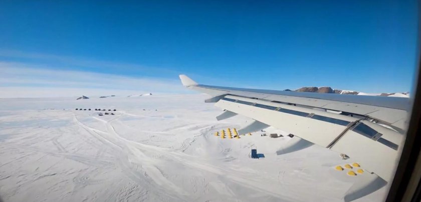Airbus a340-300 в Антарктиде