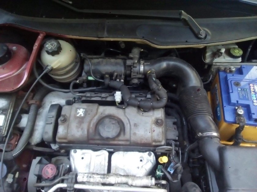 Двигатель Пежо 206 1.4